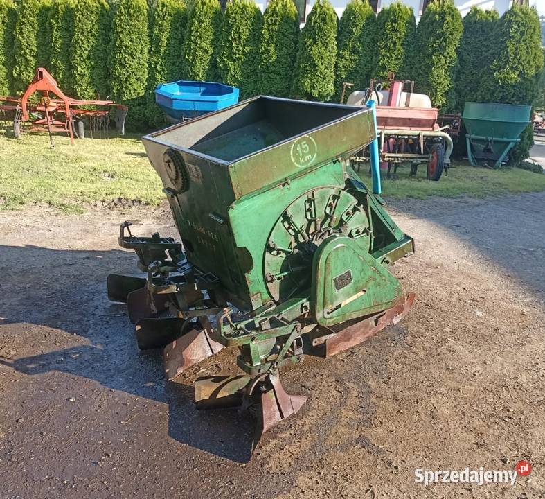 Sadzarka do ziemniaków czeska Agrozet sprzedam