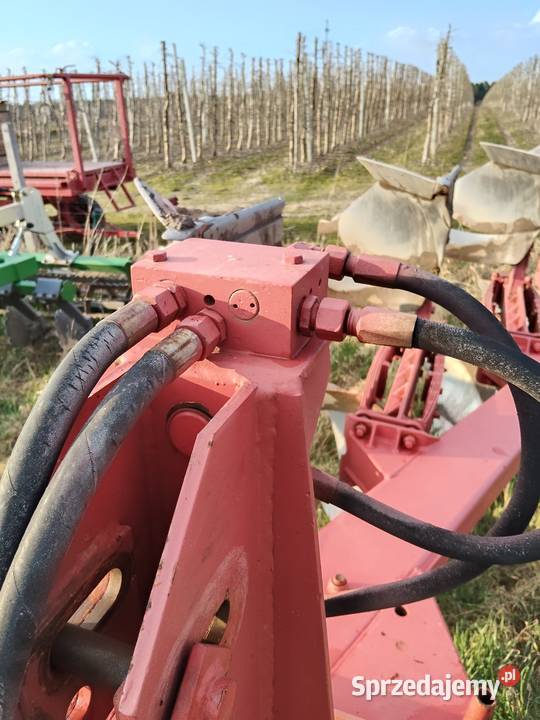 Pług gregoire besson nieuszkodzony Grabów