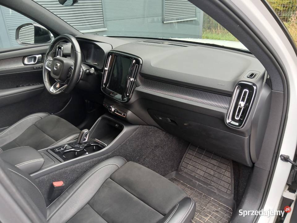 Sprzedam VOLVO XC40 2018 RDESIGN Koszalin