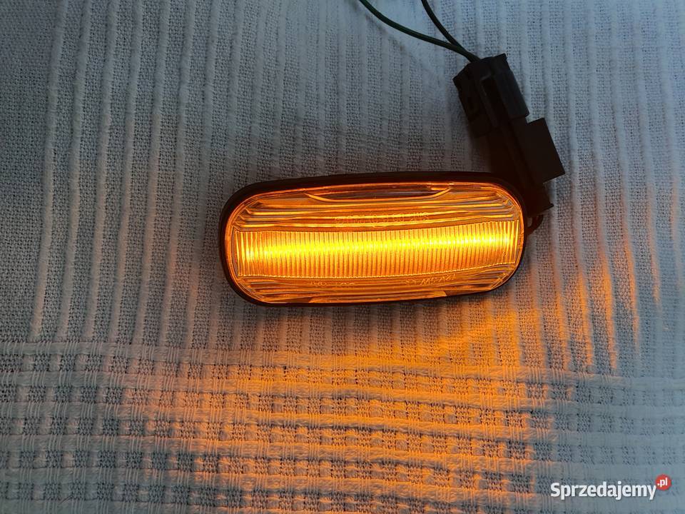 KIERUNKOWSKAZY DYNAMICZNE LED LAND ROVER ZESTAW Poznań