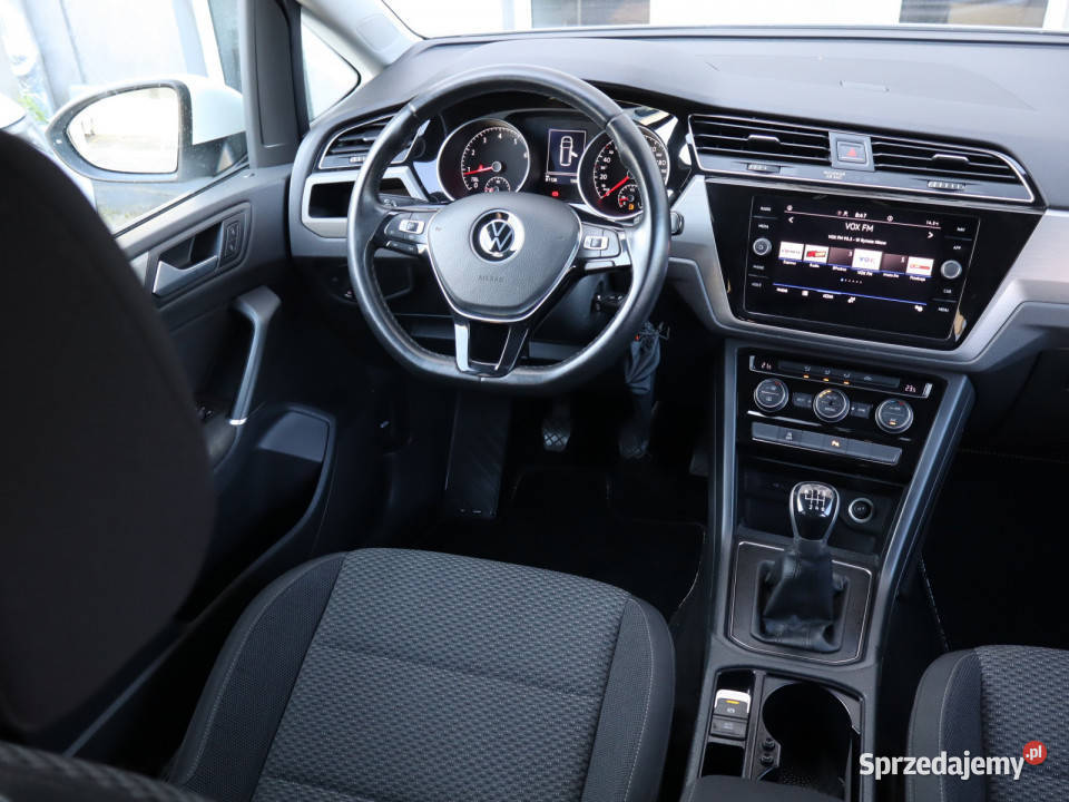 VW Touran 15 TSI śląskie Katowice