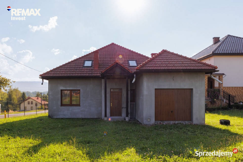 Dom z poddaszem użytkowym 175m2