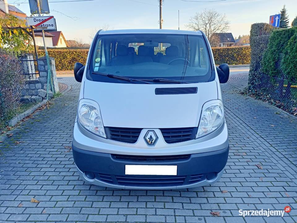 Renault Trafic 2013r 20 DCI 9 osobowy Super Stan Rok produkcji 2013 Biała Nyska