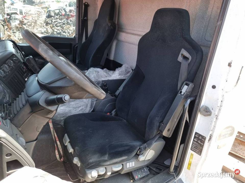 FOTEL PRZEDNI MAN TGM 15250 KIEROWCY Lipno sprzedam