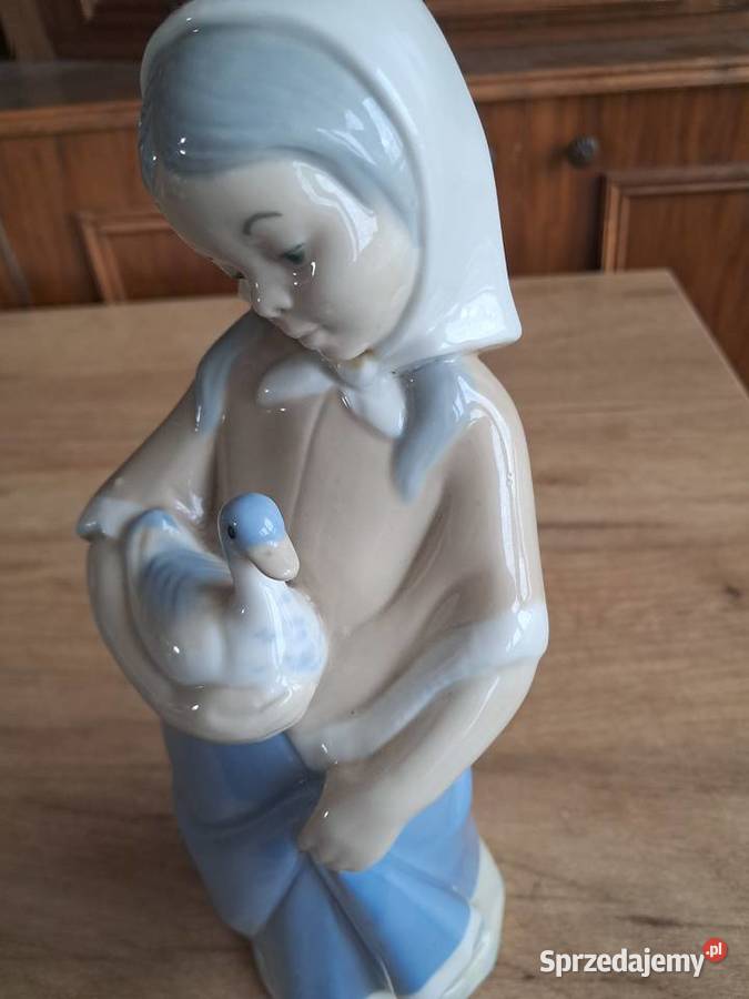 Porcelanowa figurka Biłgoraj sprzedam