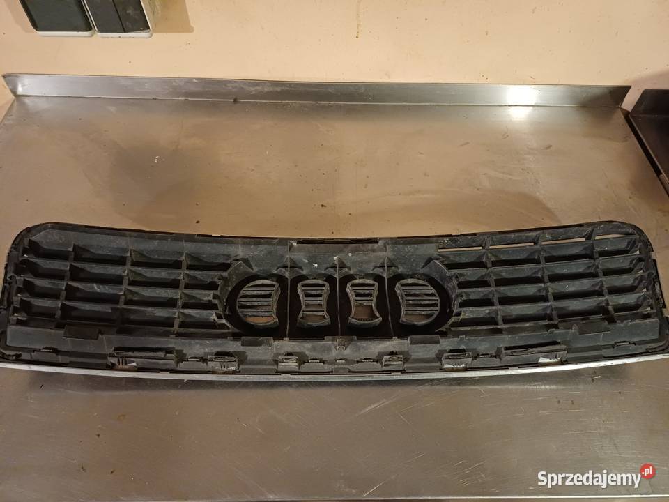 Grillatrapakratka zderzaka Audi A4B6 Leszczawa Górna sprzedam