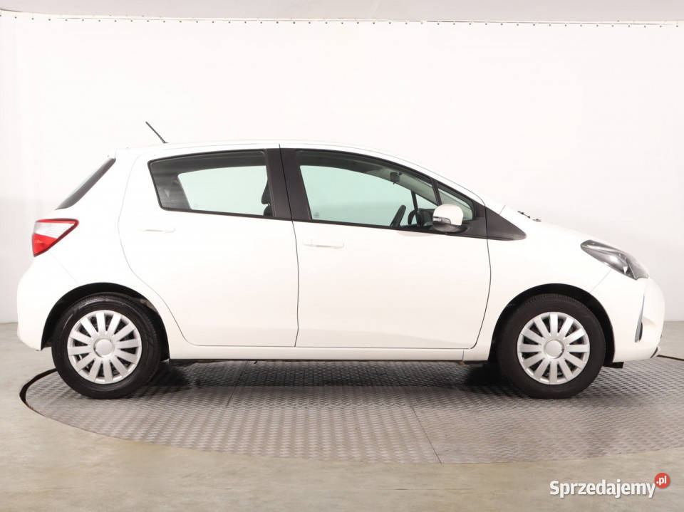 Toyota Yaris 15 Dual VVTi radio Katowice