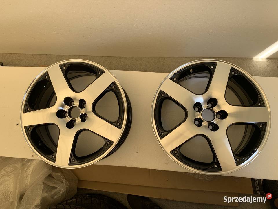 Komplet felg aluminiowych Santa Monica 17 5x100 osobowe