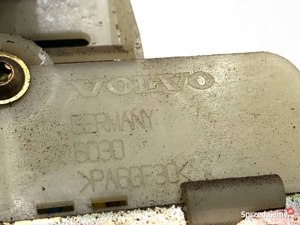 ZAMEK KLAPY TYŁ VOLVO V70 II Hatchback 9908 podkarpackie