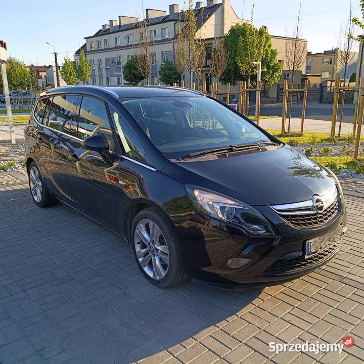 Opel Zafira C 2014 14 Turbo 175 przebiegu Lubanów