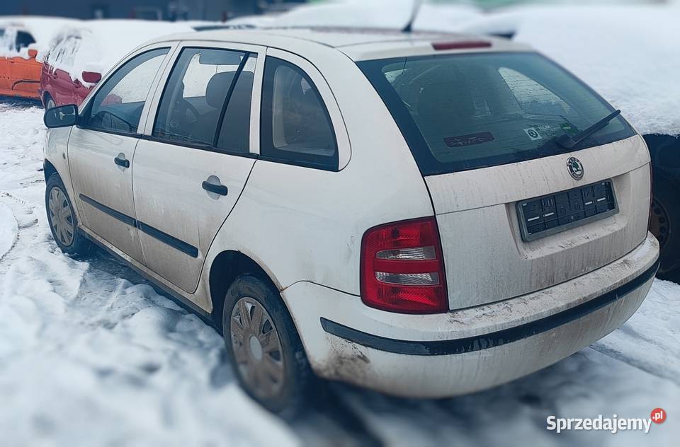 Skoda Fabia klapa tył
