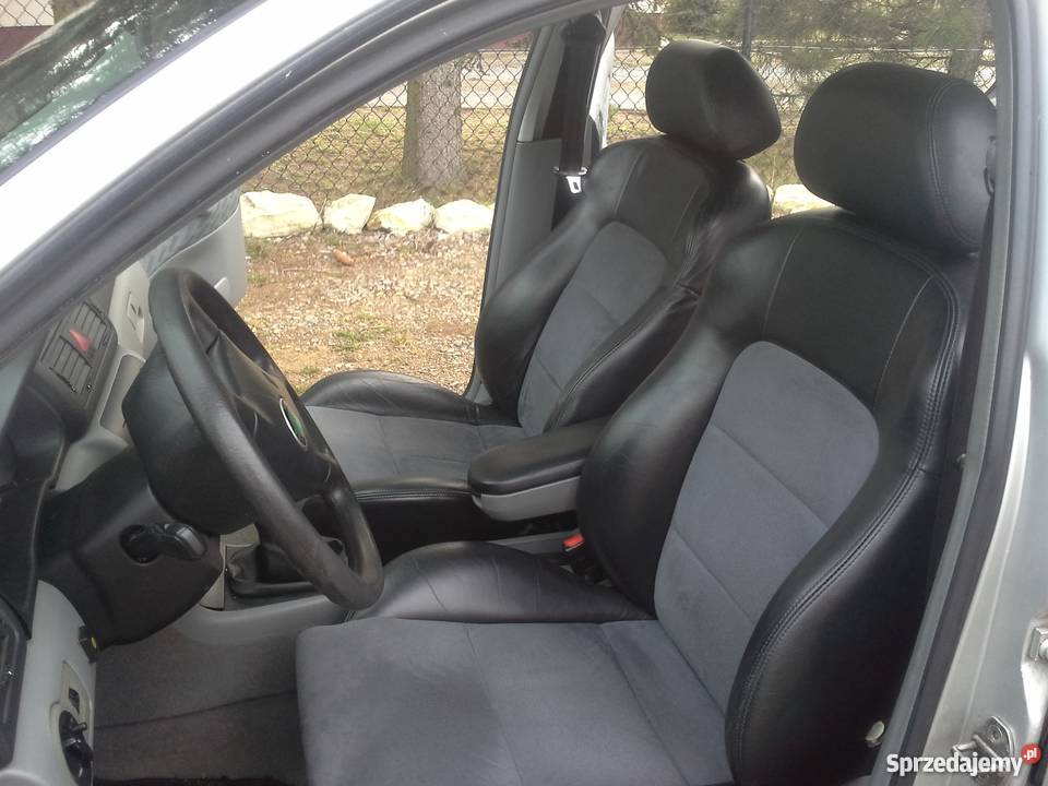 Skoda Octavia 18t 5V części blacharskie Karoseria Turka sprzedam