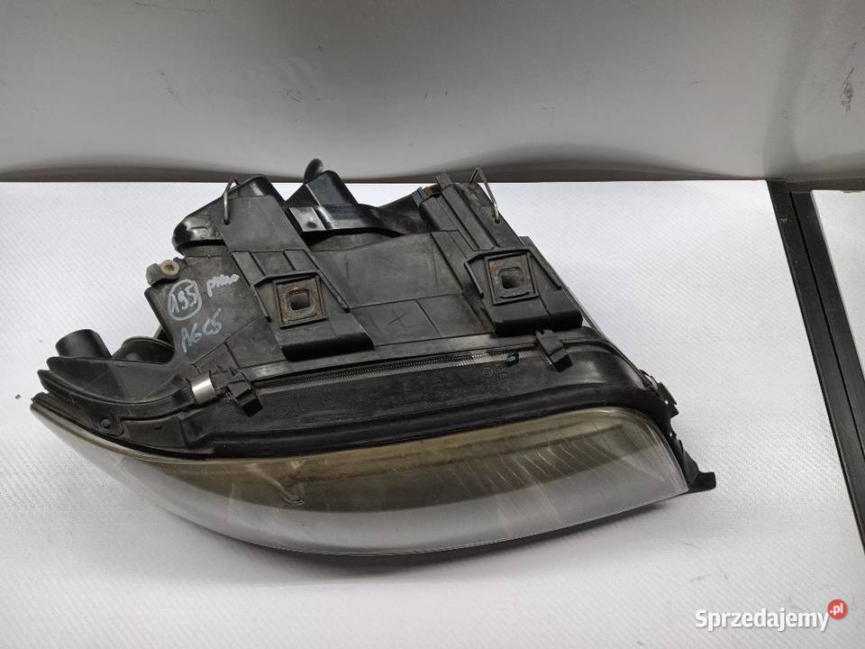 LAMPA PRZÓD PRZEDNIA PRAWA AUDI A6 C5 LAMPA