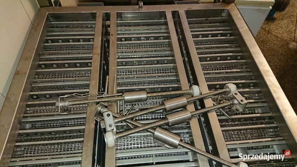 WIEŻA WĘDZARNICZA do produkcji wyrobów blokowych Raków sprzedam