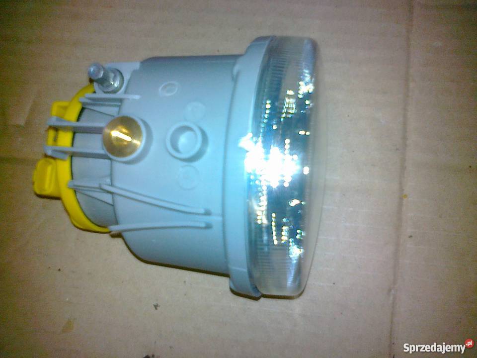 Citroen C3 halogen w zderzak lewyprawy nowy Pruszków