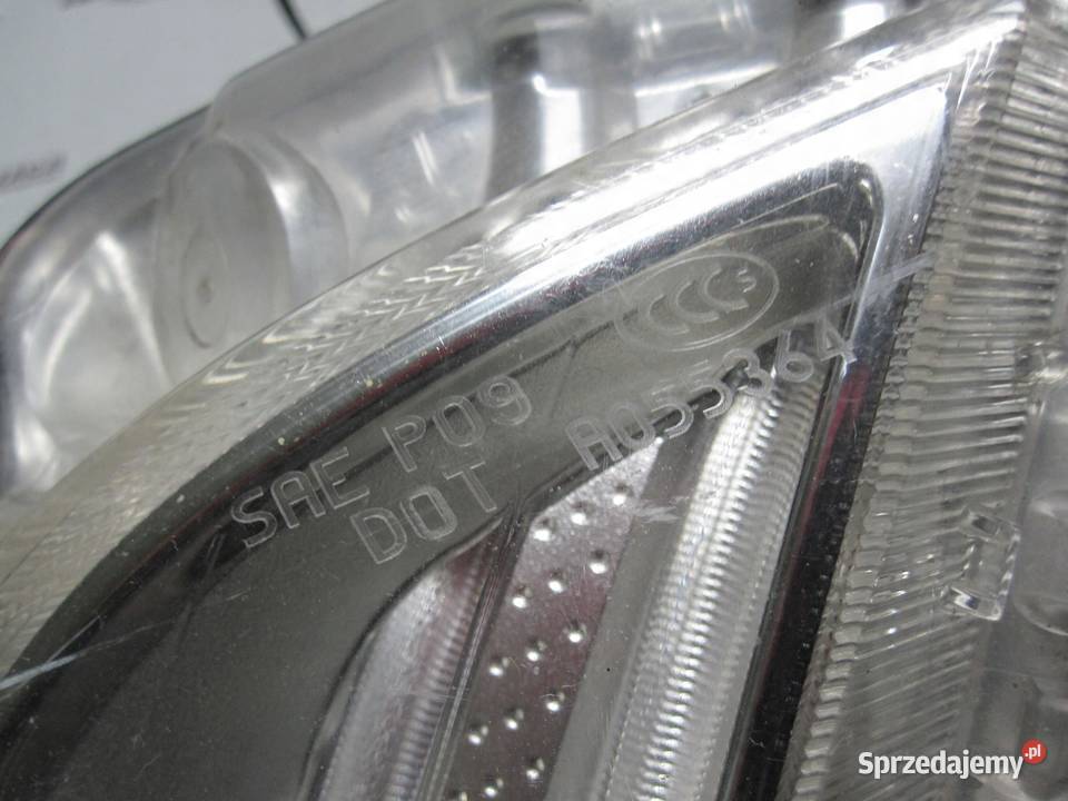 VOLVO S60 II 11r halogen lewy przód 89091133 osobowe