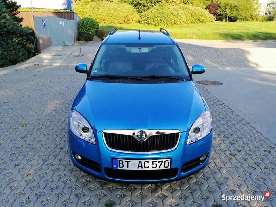 Skoda Roomster 16 Benzyna 105 Zarejestrowany w czujnik parkowania Koziegłowy