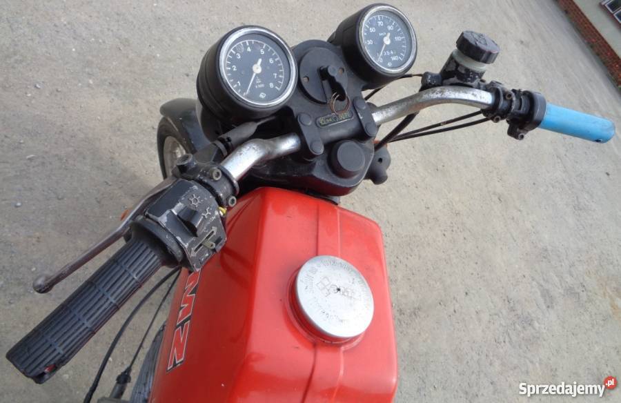 Motocykl MZ ETZ 250 Kamionka