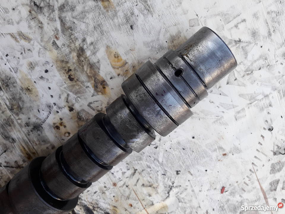 D4410510001 Wałek rozrządu Mercedes V6 1834 1824 śląskie