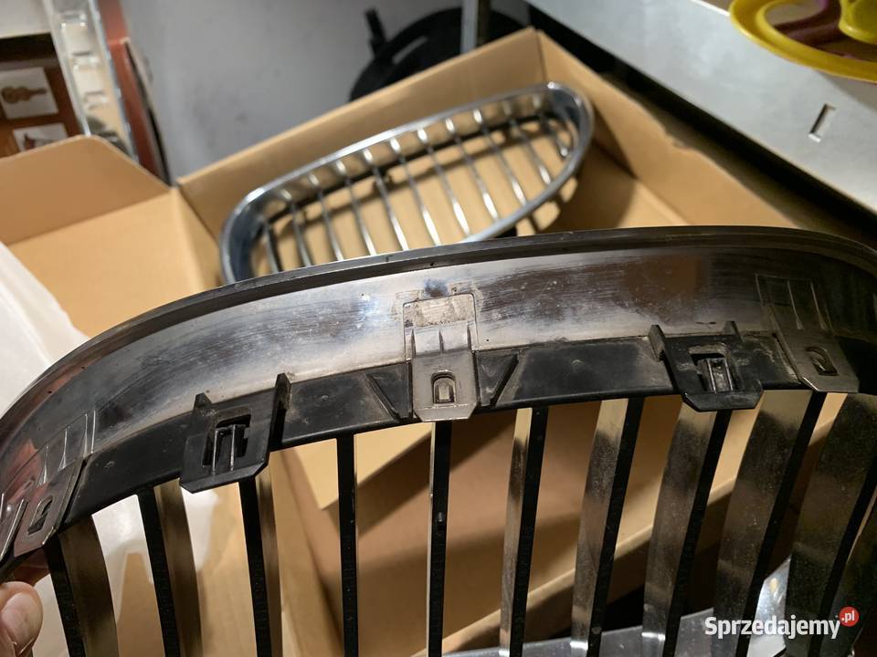BMW E6061 nerki grill lewa i prawa wielkopolskie Koziegłowy