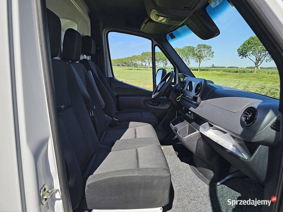 MercedesBenz SPRINTER 515 kontener winda