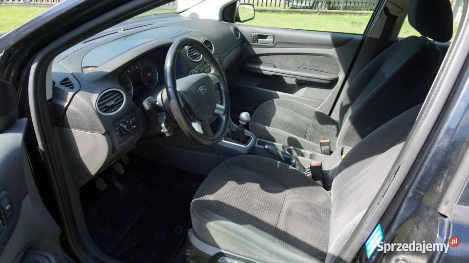Ford Focus zarejestrowany ubezpieczony Gwarancja centralny zamek Zielona Góra