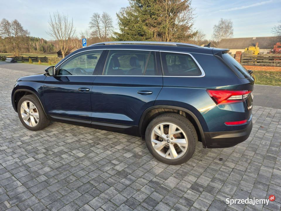 koda Kodiaq Kamera Navi automat XENON LED SKÓRA ASR (kontrola trakcji) Drelów