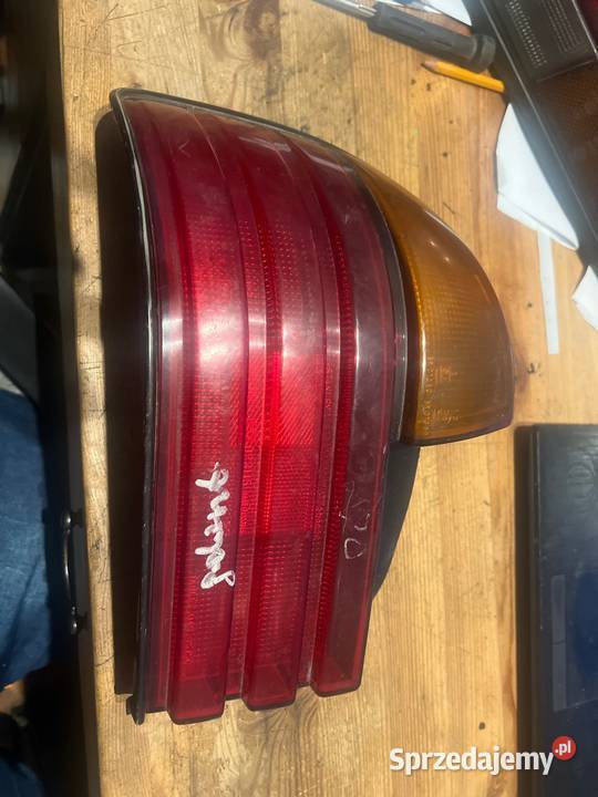 Lampa tył lewa mitsubischi galant 96 osobowe Margonin