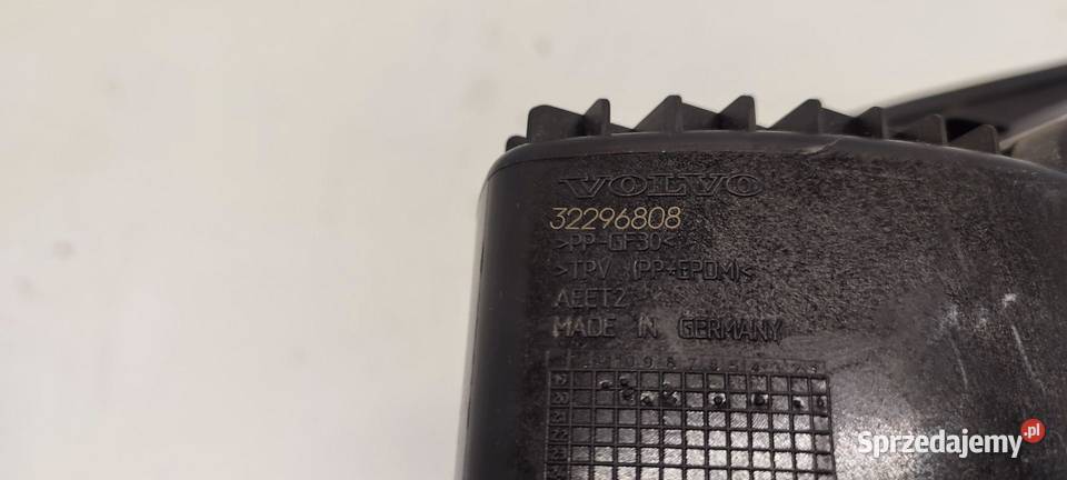 VOLVO XC40 KLAPKA WLEWU PALIWA 717 32296808 osobowe Części samochodowe