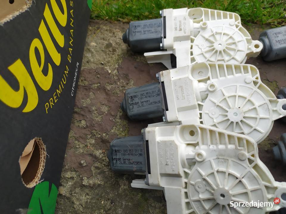 Silniczek szyby lewy tył 8K0959811A Audi Vw Radlin