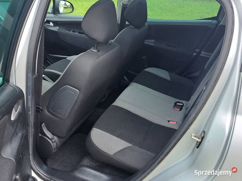 Sprzedam Peugeot 207sw 14 benzyna 2009r z Żyrardów