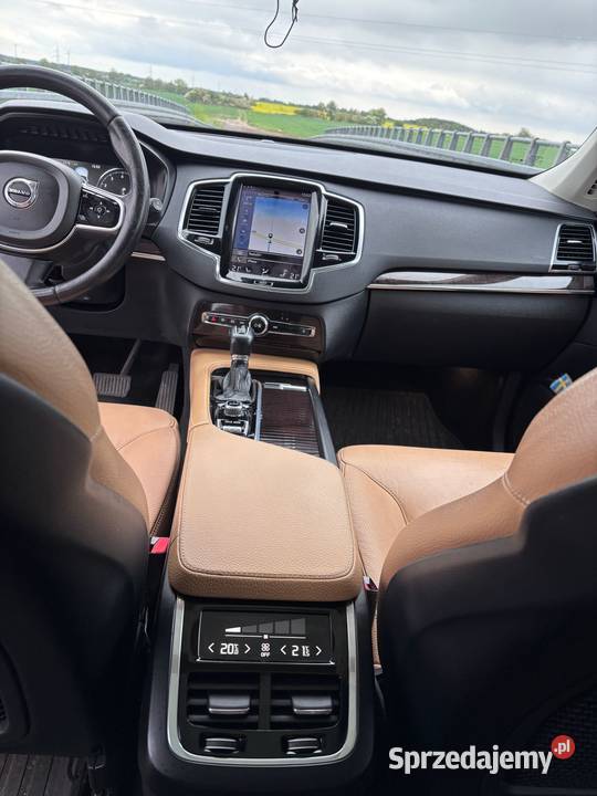 Volvo XC 90 T6 AWD 20 2016r 7 osobowe zadbane isofix Rusinów