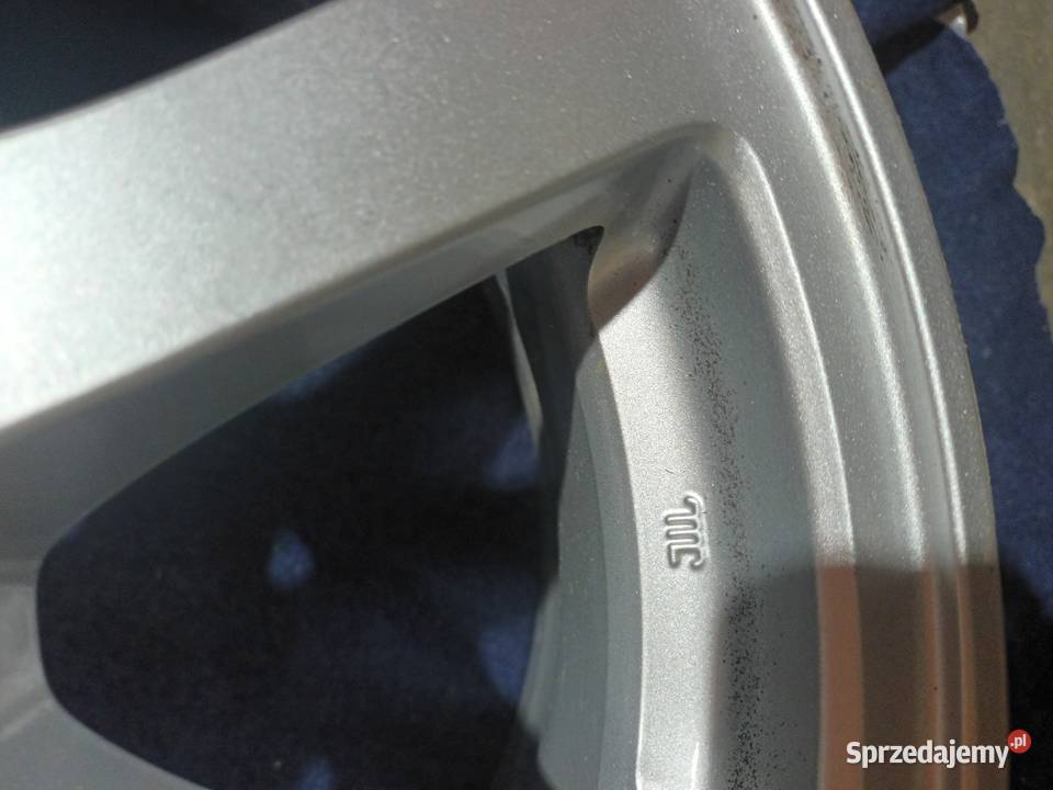 Felgi aluminiowe do Hondy HRV CIVIC ufo Samochodowe