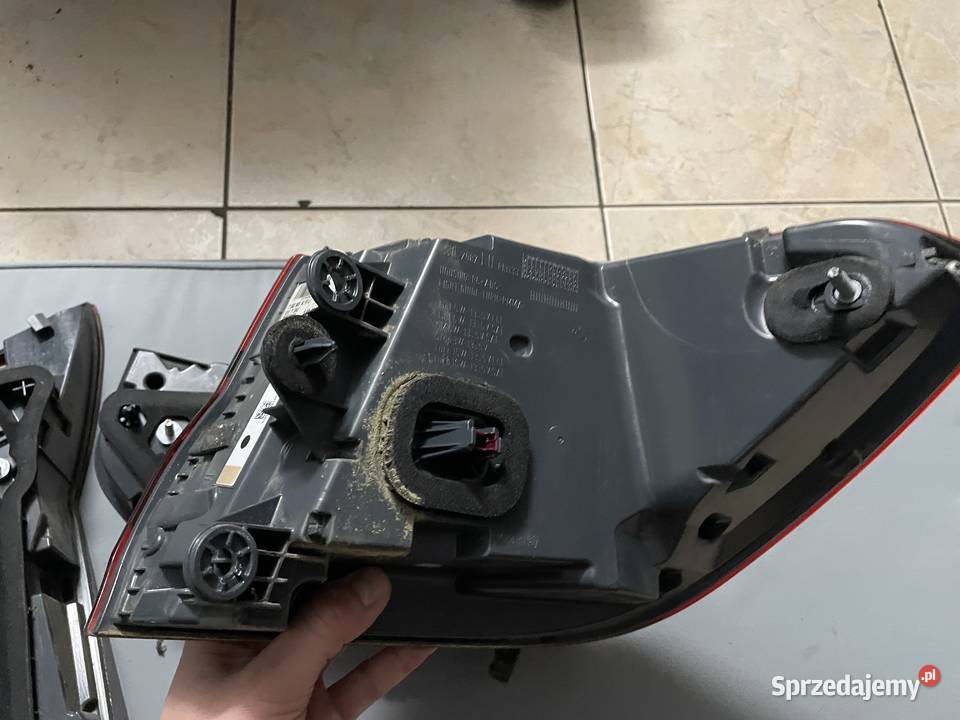 Lampy tylne BMW G12 ORI USA