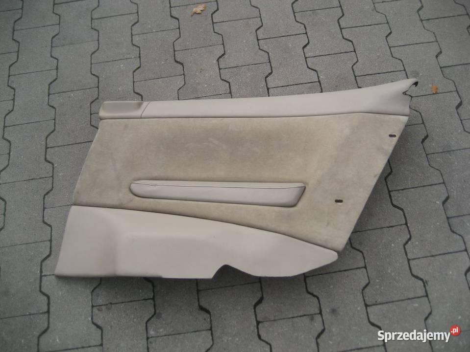 volvo c70 9805r boczek tapicerka tył prawa mocka Deski rozdzielcze, konsole Rakoniewice sprzedam