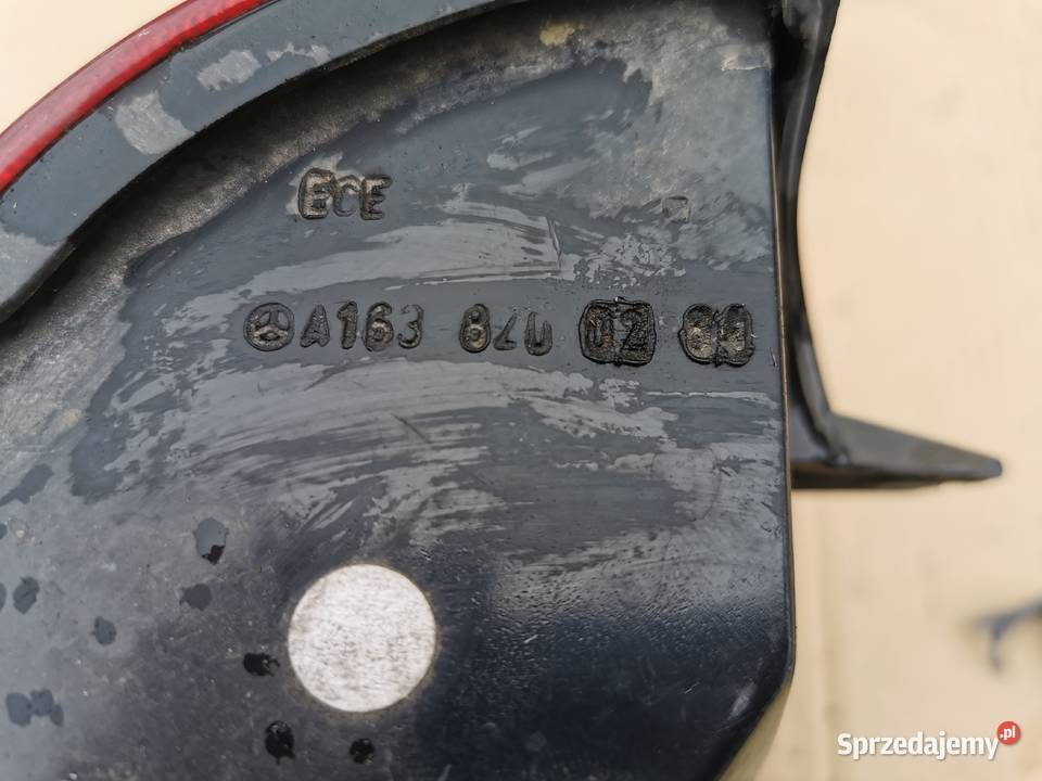 Lampa tył tylnia rh prawa MercedesBenz ML w163 wielkopolskie Sieraków