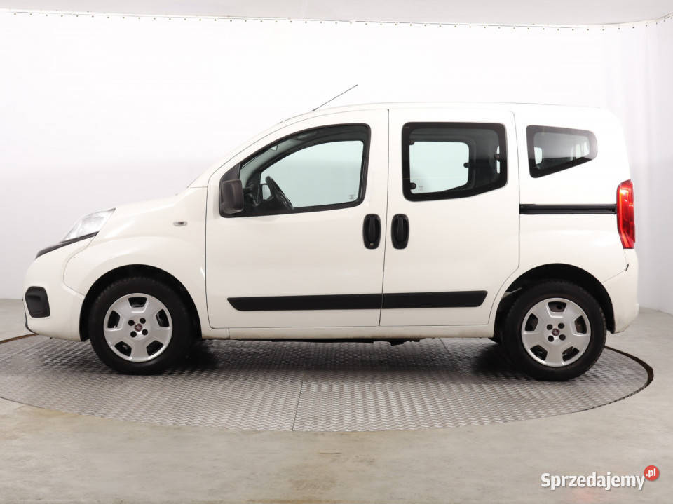 Fiat Qubo 13 MultiJet 109748km śląskie Katowice sprzedam