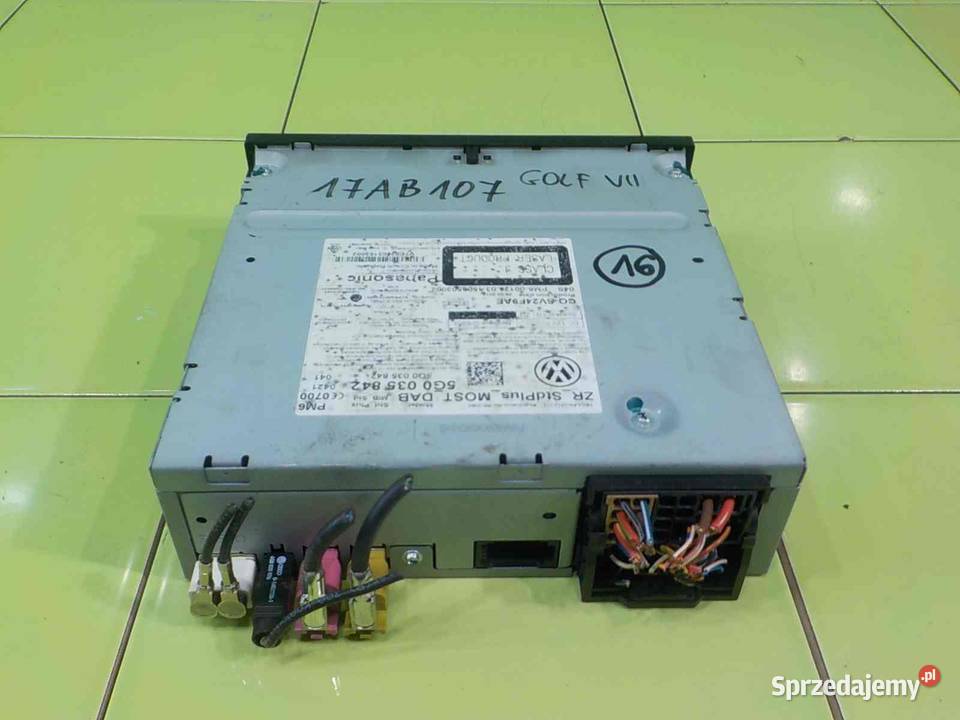 VW GOLF VII 14 TSI 15r 5D czytnik nawigacji Suków