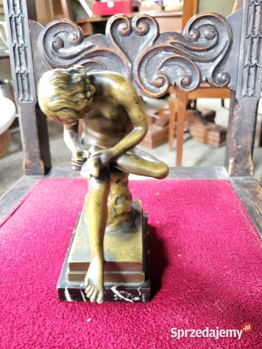 Figura z brązu chłopca wyciągającego cierń Antyki Rybnik