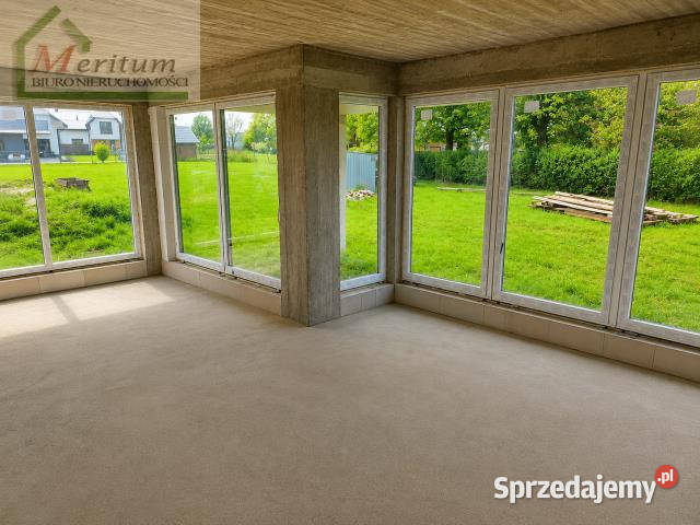 Dom wolnostojący Krosno 222m2 2702zł/m2