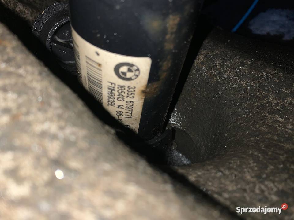 BMW F11 530D RWD ZAWIESZENIE TYŁ TYLNE WÓZEK