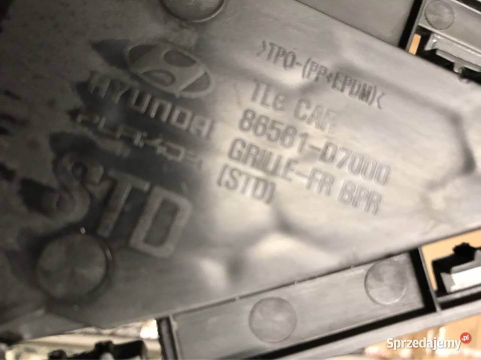 Hyundai Tucson III kratka zderzak przód