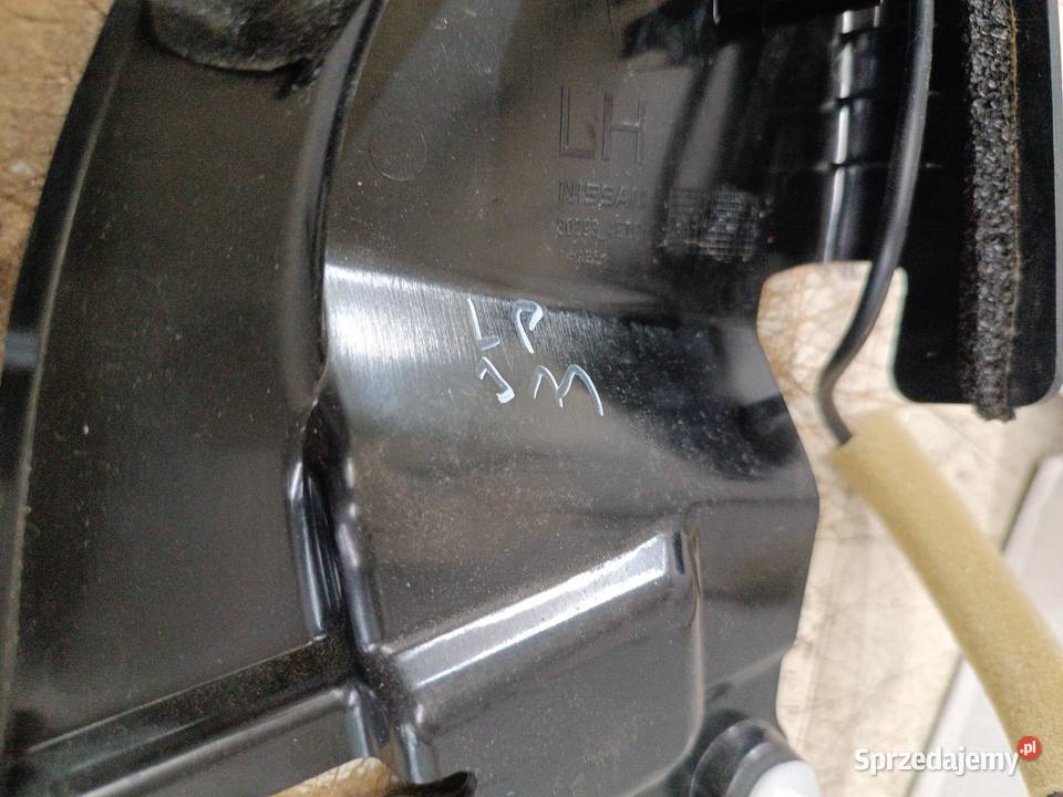 TRÓJKĄT DRZWI LEWY PRZÓD NISSAN QASHQAI J11 wielkopolskie