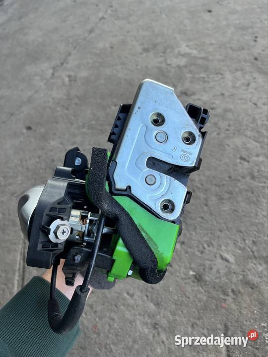 Zamek drzwi Kia ceed 2 prawy przód klamka ceed Chmielów