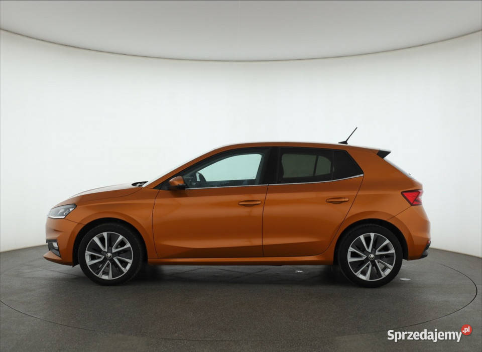 Skoda Fabia 10 TSI światła przeciwmgielne Piaseczno