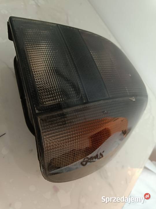 Lampa prawa VW polo 6n Black Hella Tyc Bydgoszcz