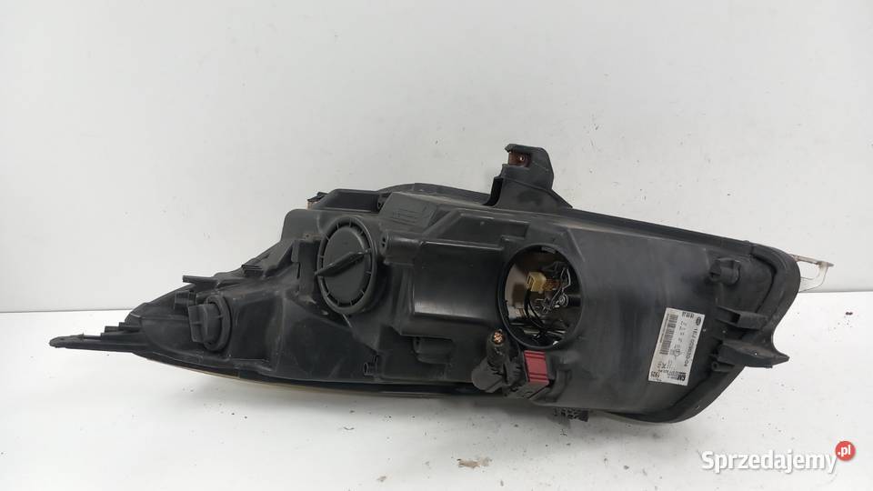 OPEL INSIGNIA A LAMPA PRZÓD PRAWA Zbierkowo