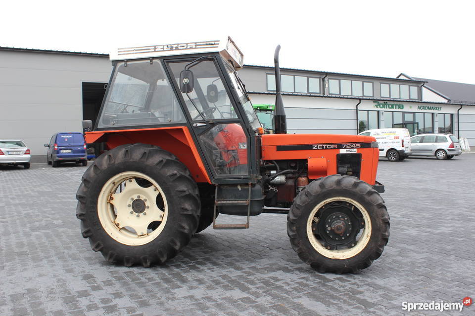 Ciągnik rolniczy Zetor 7245 Napęd 4x4 Sokoły