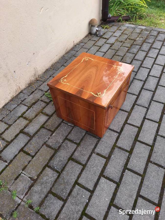 Szafka z czasów PRL Sochocin sprzedam