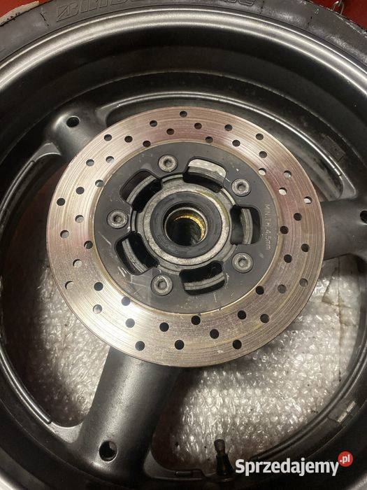 Suzuki GSXR 750 tylne koło opona felga ośka C394 wielkopolskie Poznań